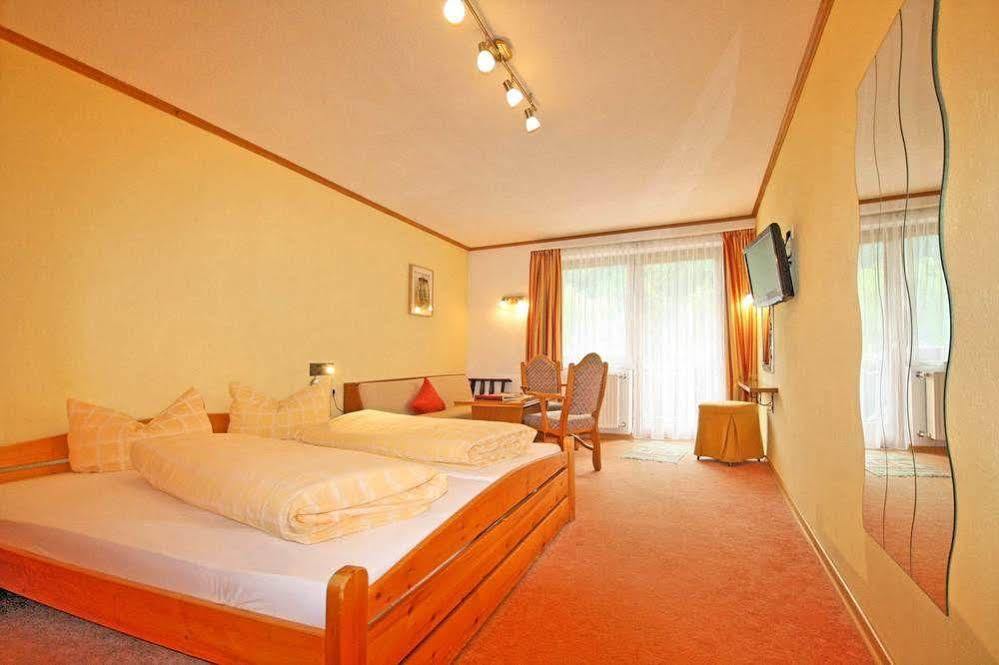 פונדס Hotel Kajetansbruecke מראה חיצוני תמונה